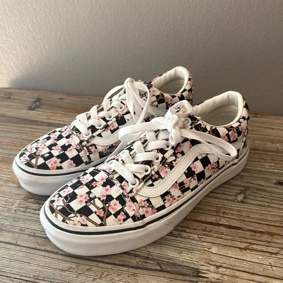 Vans Custom Cherry Checkerboard Size 7.5 - Picture 1 of 7